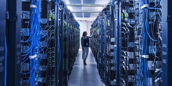 Cơn sốt AI vực dậy Công ty 139 tuổi ở Nhật
