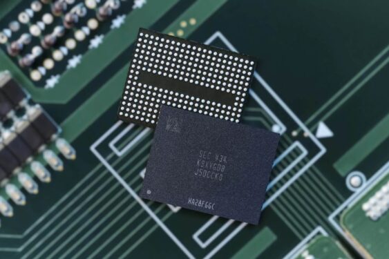 Samsung đón đầu xu hướng lưu trữ với SSD 16TB với 400 Lớp V-NAND và PCIe 5.0