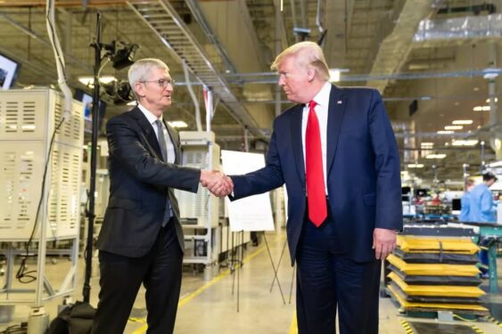 Giấc mơ iPhone ‘Made in USA’ của Trump va chạm với thực tế sản xuất của Apple