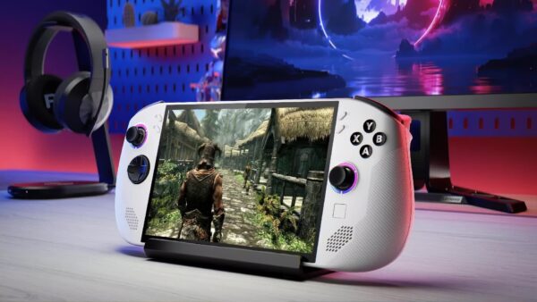 SteamOS vượt trội Windows 11 trên Lenovo Legion Go S