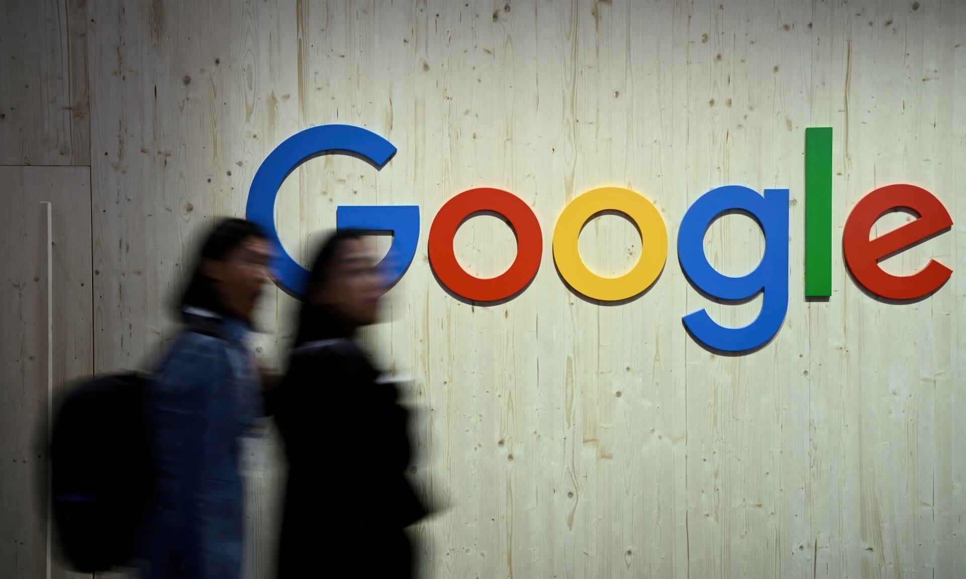 Google bị yêu cầu bồi thường 425 triệu USD vì theo dõi người dùng trái phép