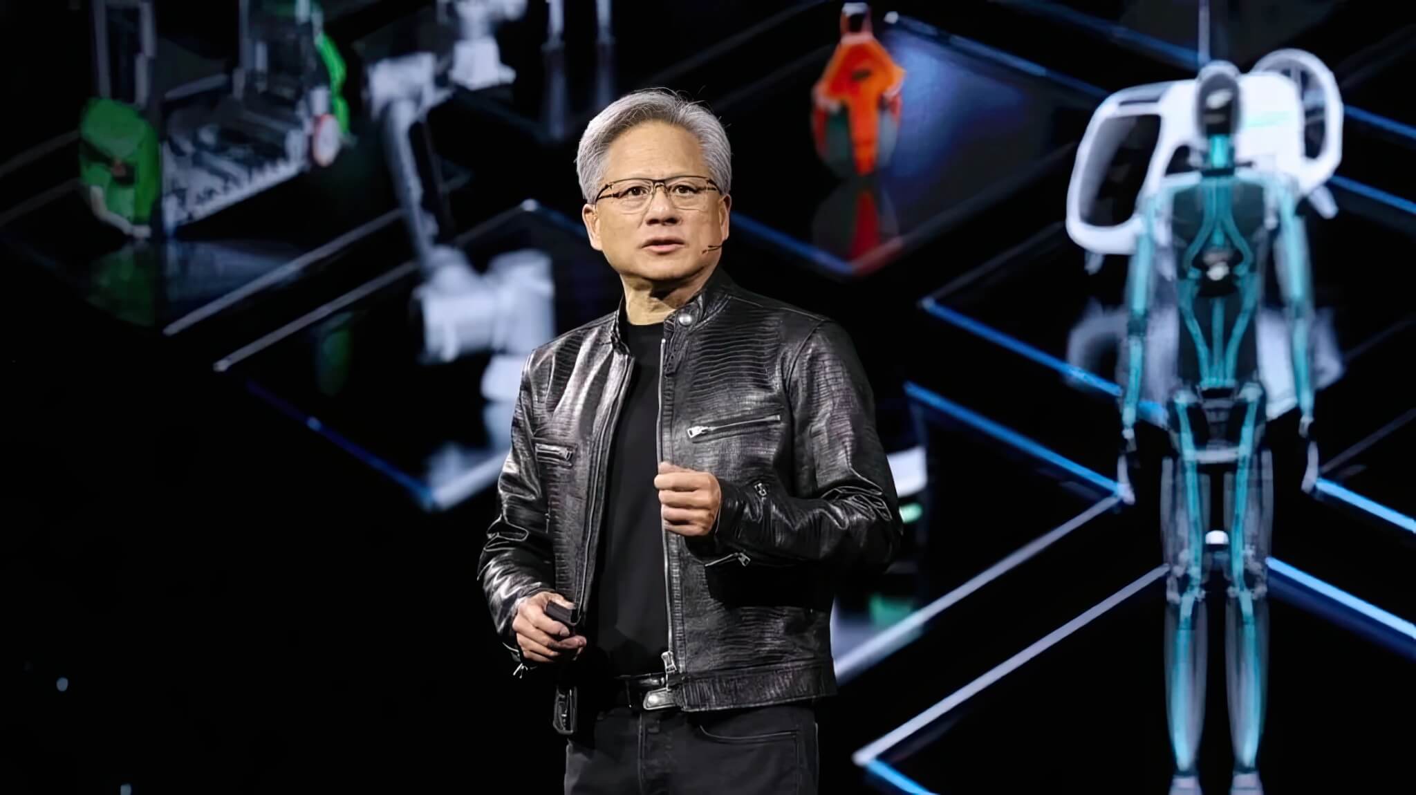 CEO Nvidia thúc giục nhân viên tự động hóa mọi tác vụ bằng AI