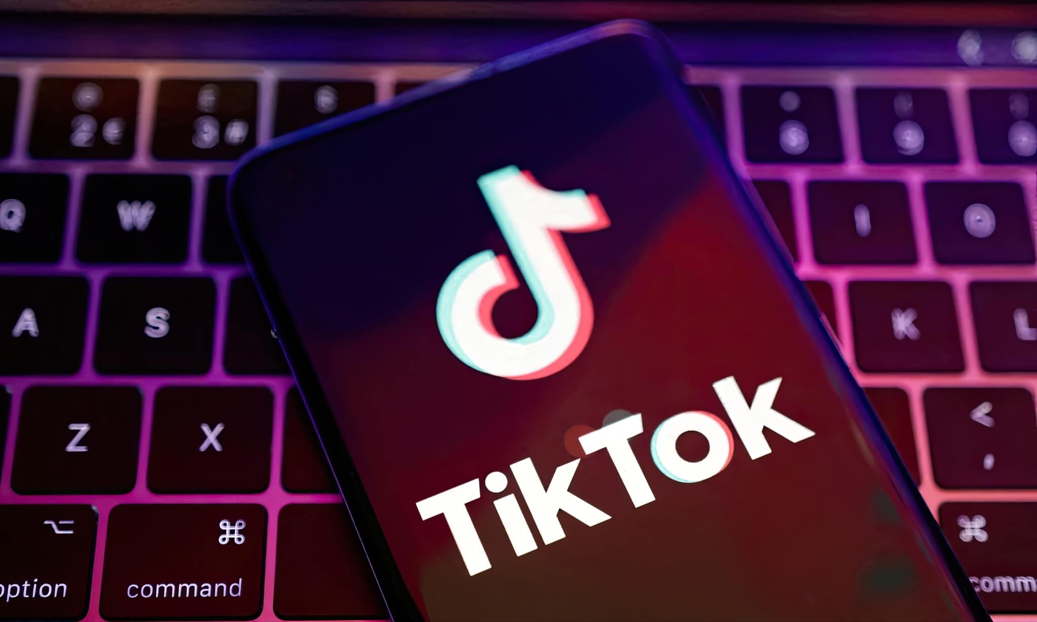 TikTok chính thức đồng ý bán mình cho các nhà đầu tư Mỹ