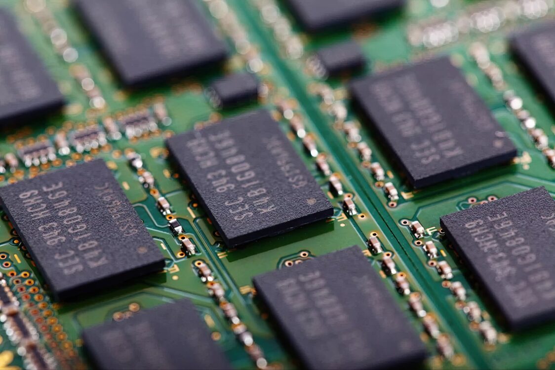 Kioxia cảnh báo thiếu chip nhớ NAND và giá SSD tăng cao