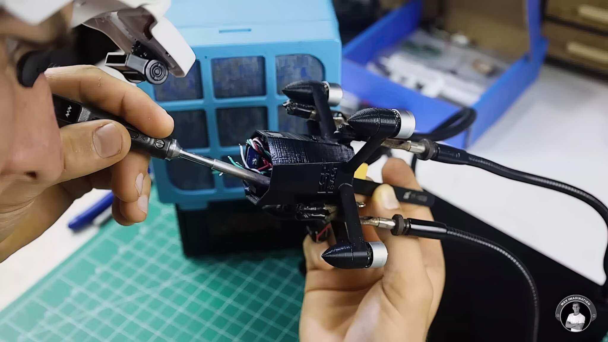 Drone tự chế ESP-Blast - Tốc độ 108 km/h với giá chỉ 155 USD