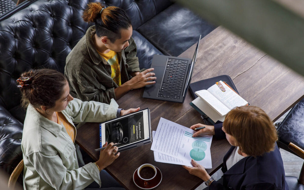 ThinkPad X1 2-in-1 Gen 10 review laptop doanh nghiệp cao cấp