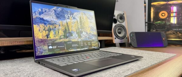 ThinkPad X1 2-in-1 Gen 10 vs Dell 14 Premium DA14250: Chọn laptop business nào tầm 42-48 triệu?