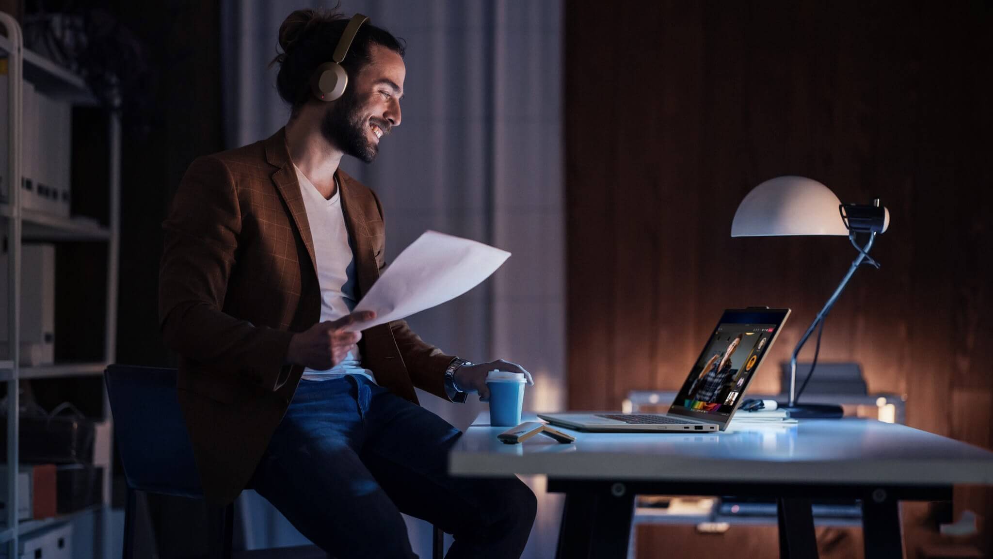 ThinkPad X1 2-in-1 Gen 11 Aura Edition (2026) - Xử lý tác vụ AI thông